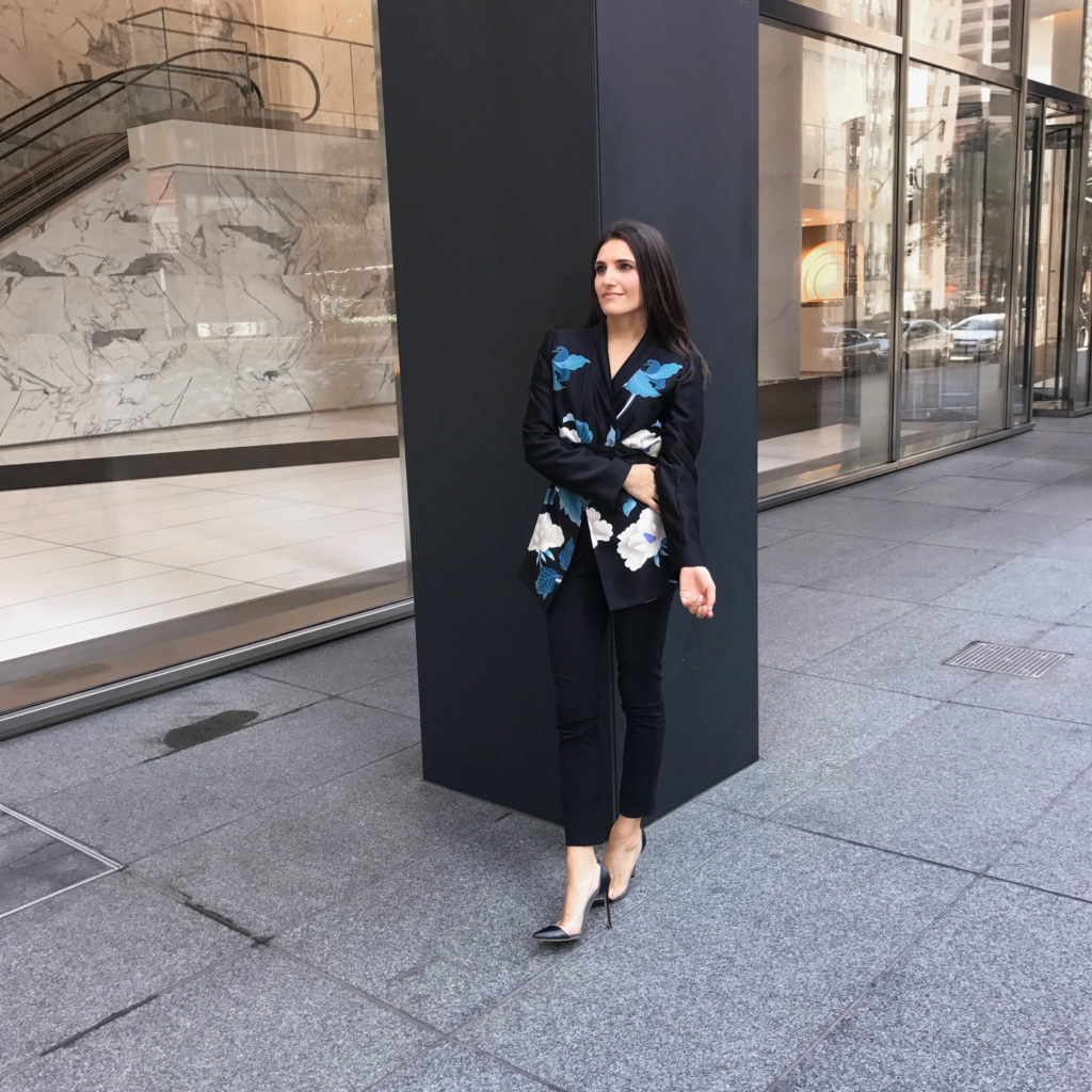 Lifestyle blogger That Pencil Skirt wearing a Zara silk printed kimono blazer and Rag and Bone Simone pants