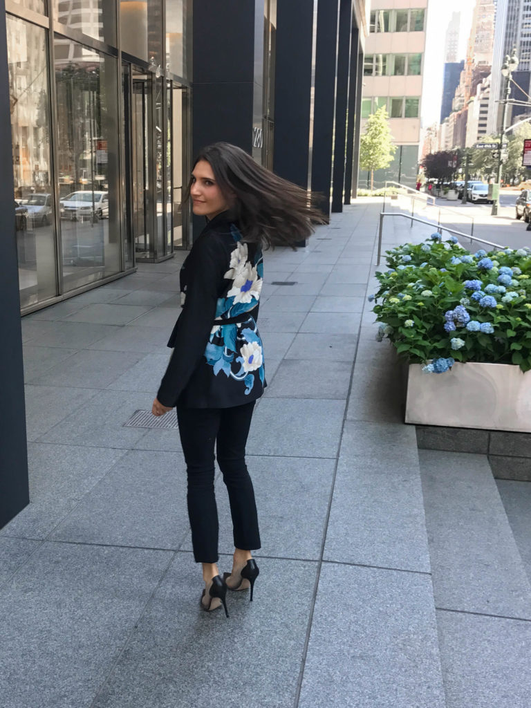 Lifestyle blogger That Pencil Skirt wearing a Zara silk printed kimono blazer and Rag and Bone Simone pants