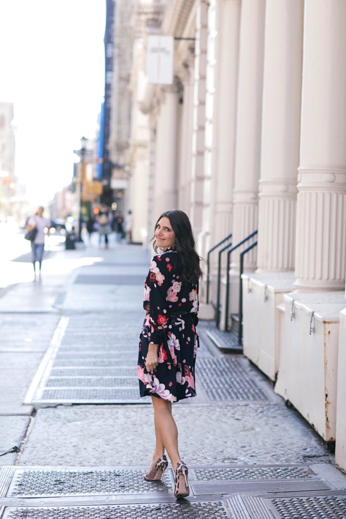 lifestyle and work style blooger That Pencil Skirt wearing an Ann Taylor printed skirt and matching printed top with bow sleeves